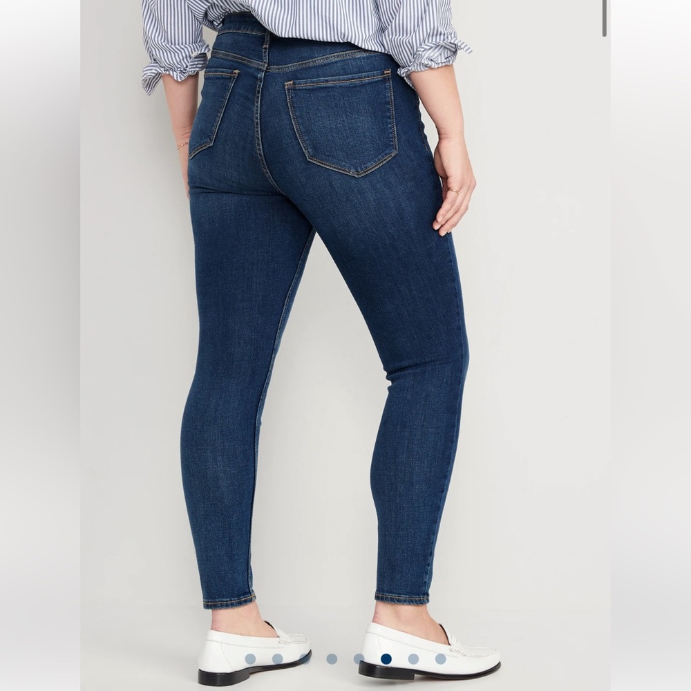 NWT High-Waisted Rockstar Super-Skinny Jeans 👖 - Picture 2 of 4